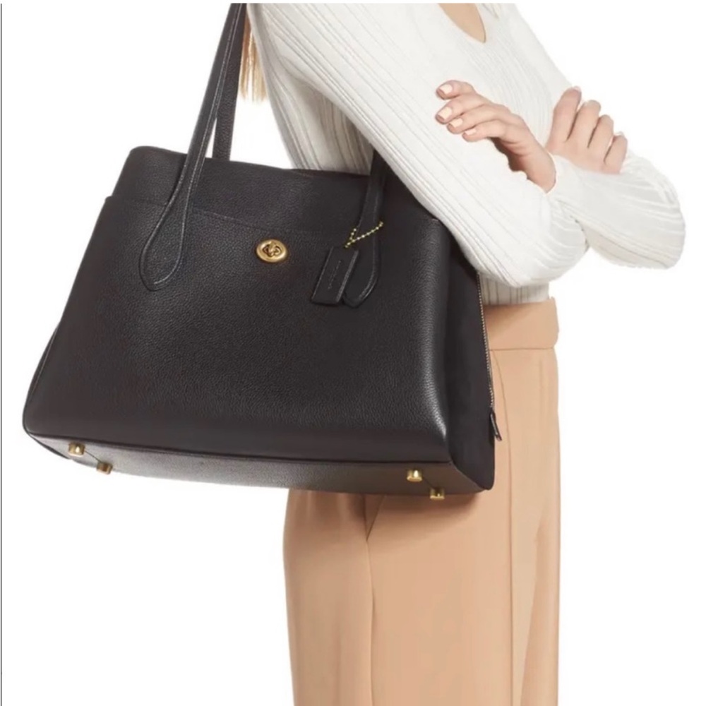 Coach Bag Lora Carryall in Black Pebble Leather